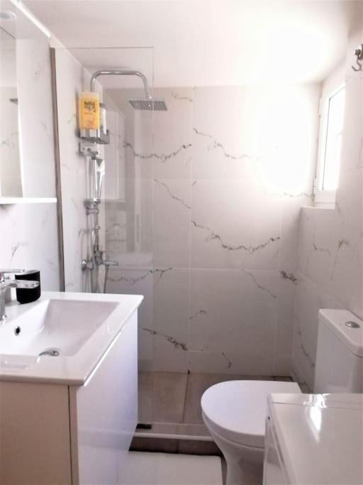 Koukaki Cozy Apartment 5 Minutes To Metro Athens Ngoại thất bức ảnh